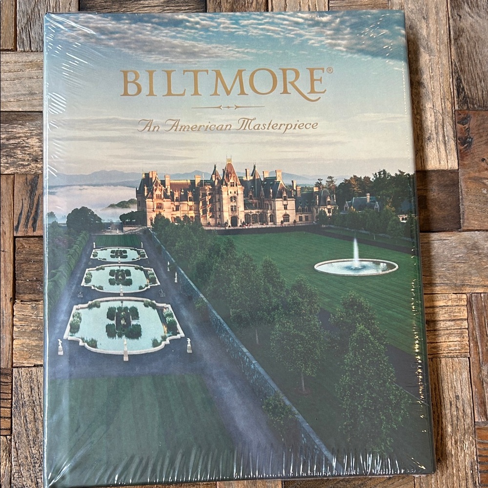 Biltmore An American Masterpiece Book NWT